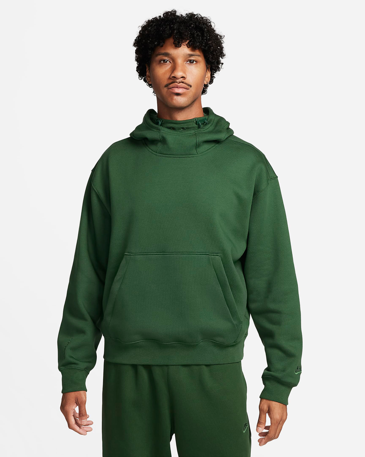 Nike-Sportswear-Tech-Pack-Winterized-Hoodie-Fir-Green-1