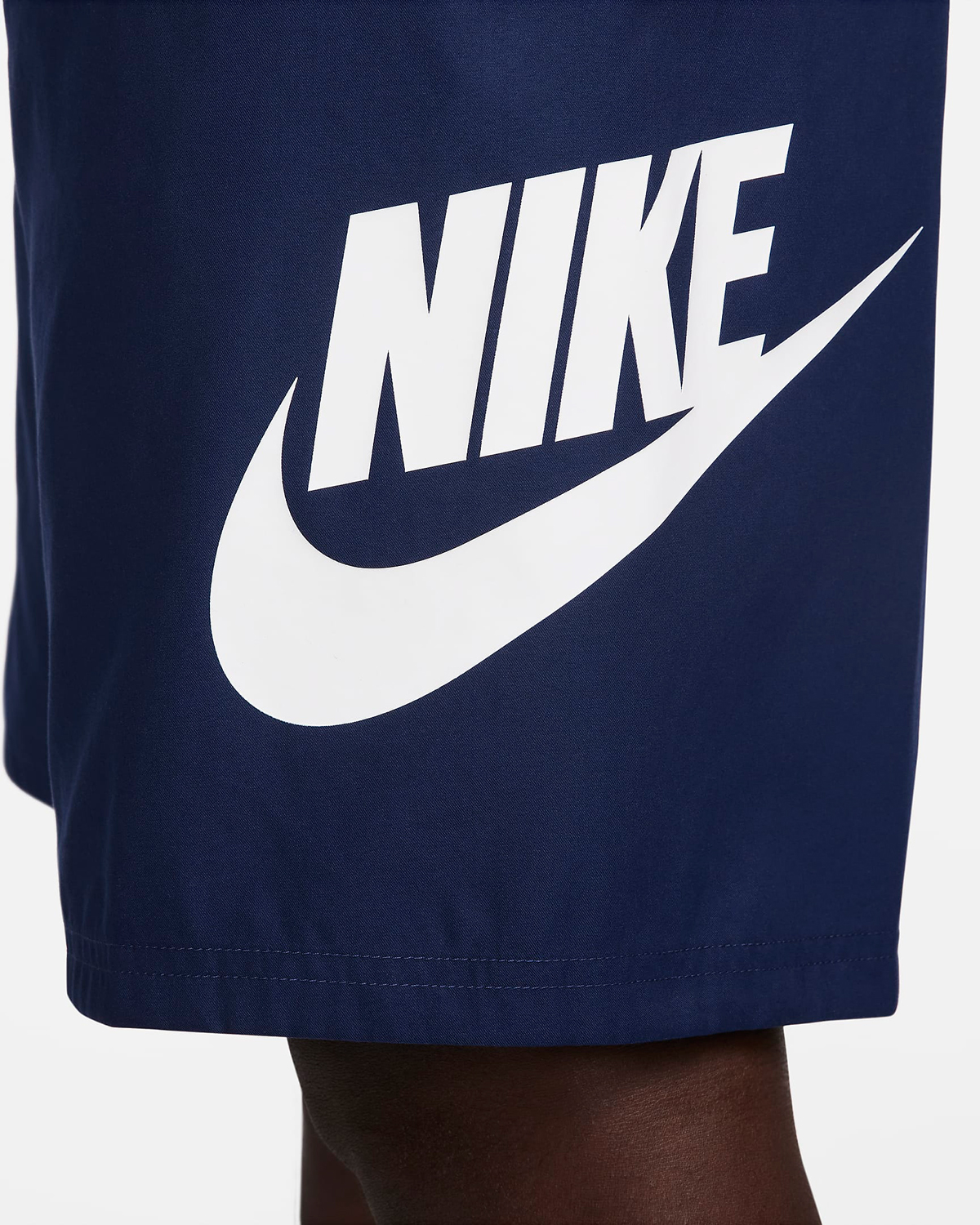 Nike-Club-Woven-Shorts-Midnight-Navy-2