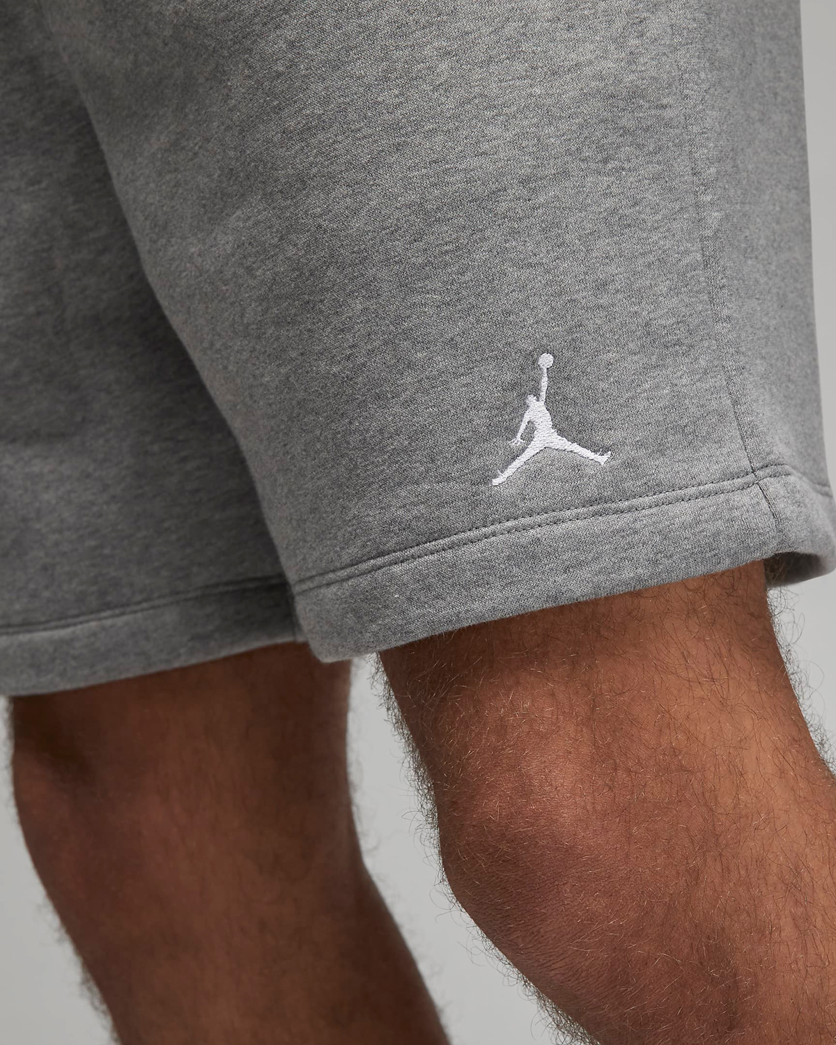 Jordan-Essentials-Fleece-Shorts-Grey-Carbon-Heather-2