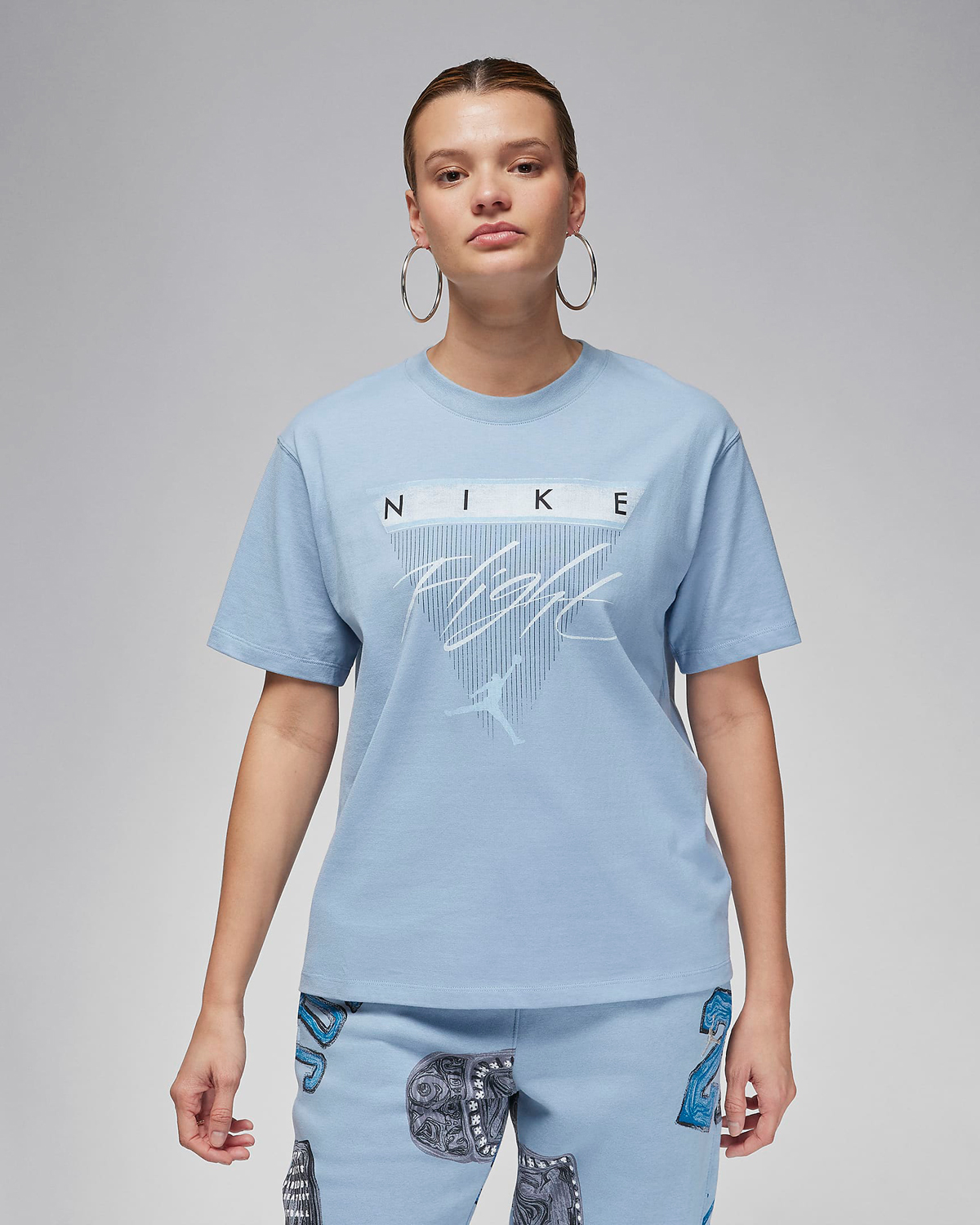 Jordan-Flight-Heritage-Womens-Graphic-T-Shirt-Blue-Grey