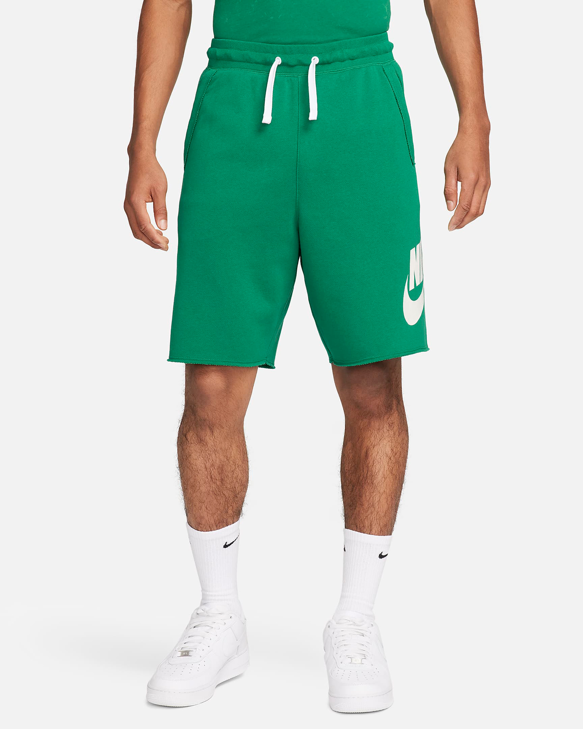 Nike-Club-Alumni-French-Terry-Shorts-Malachite-Green