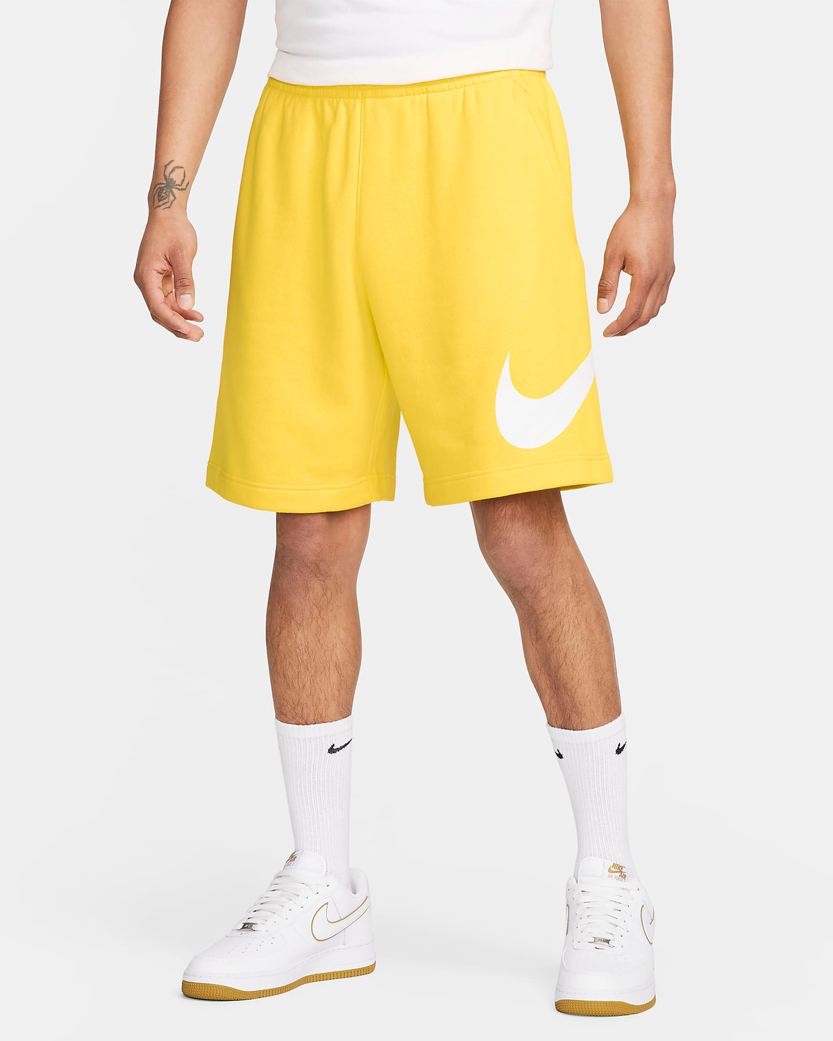 Nike-Club-Graphic-Shorts-Lightning-Yellow-1