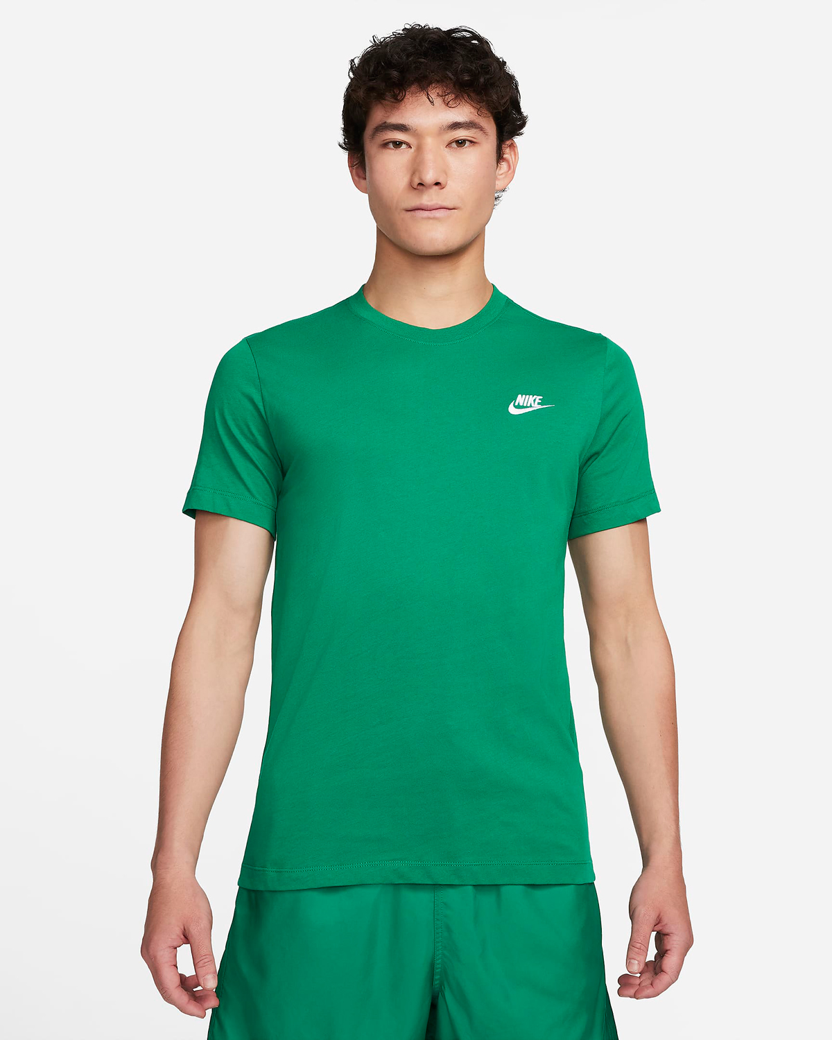 Nike-Club-T-Shirt-Malachite-Green
