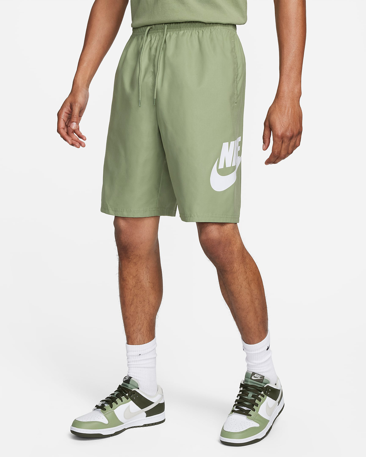 Nike-Club-Woven-Shorts-Oil-Green