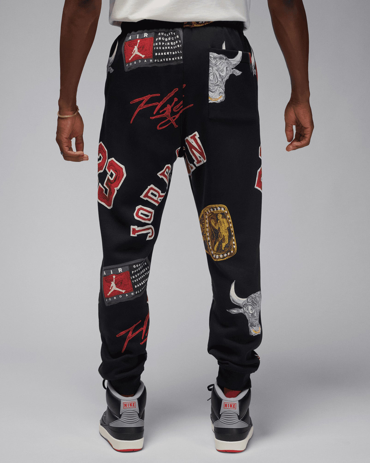 Jordan-Essential-Printed-Pants-Black-2