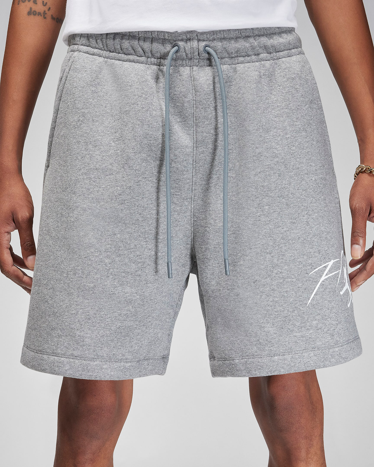 Jordan-Essentials-Fleece-Flight-Shorts-Grey-Carbon-Heather-2