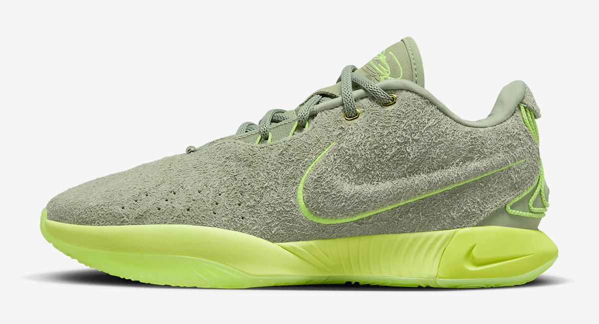 Nike-LeBron-21-Algae-2