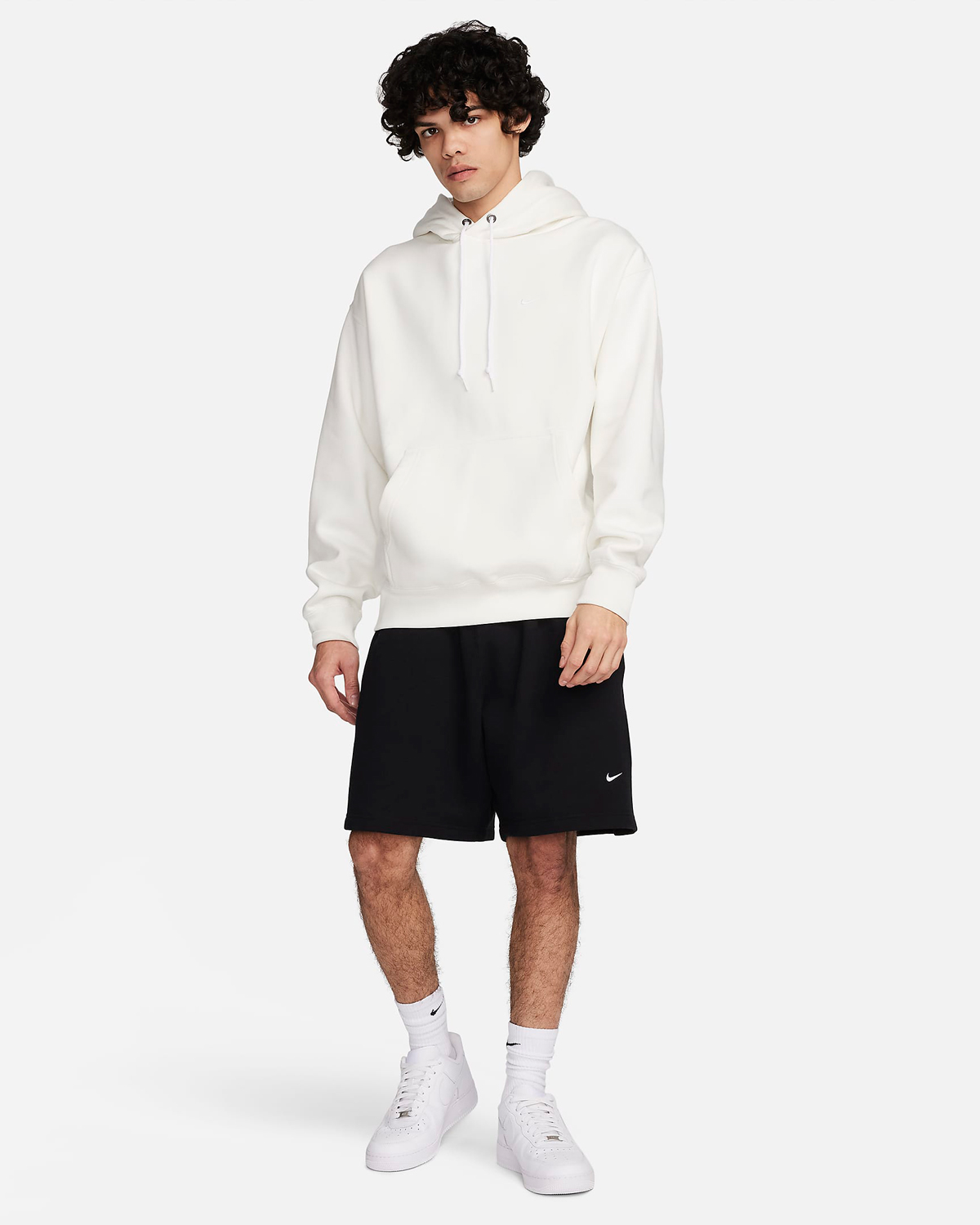Nike-Solo-Swoosh-Hoodie-Outfit