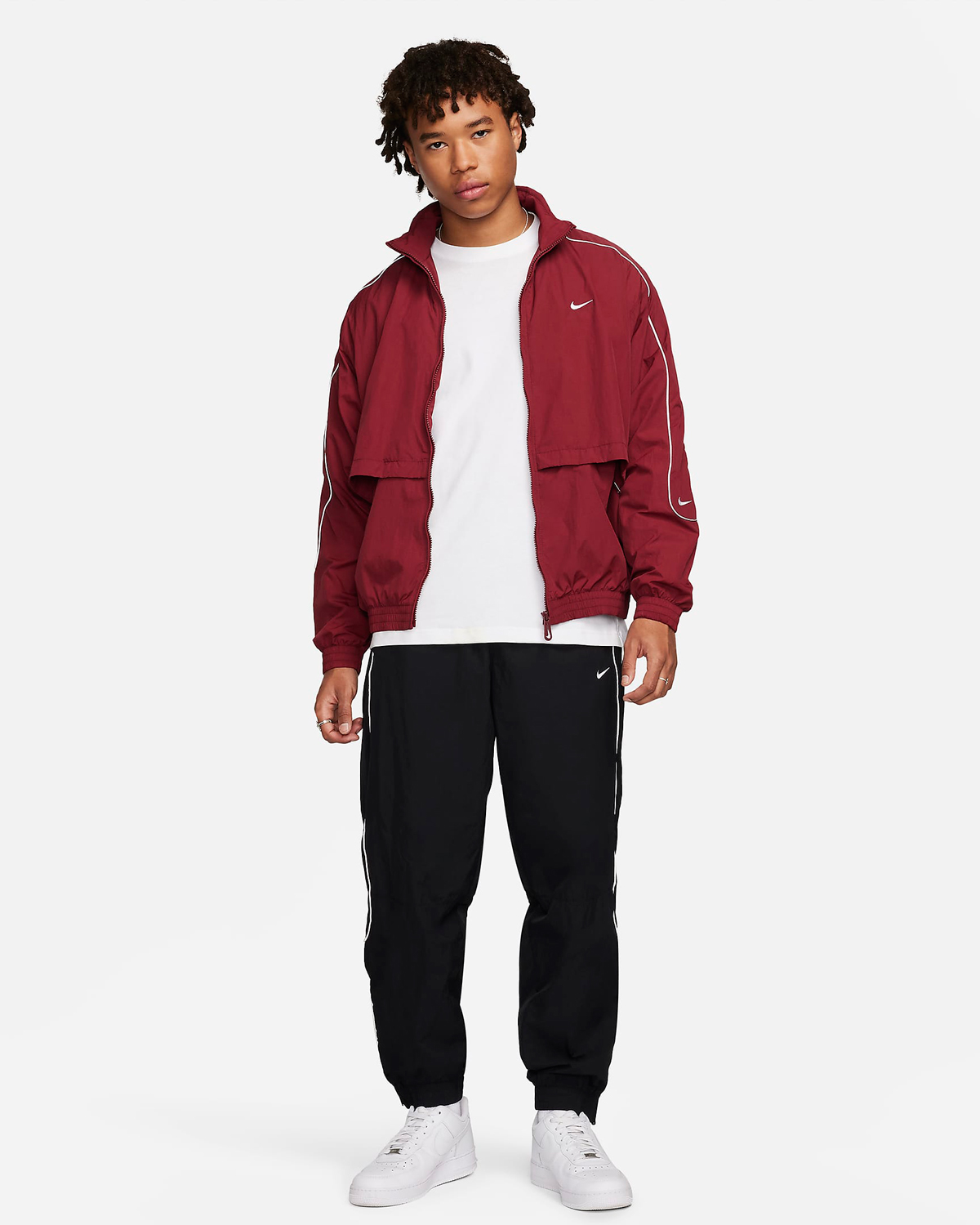 Nike-Solo-Swoosh-Woven-Track-Jacket-Team-Red-Outfit