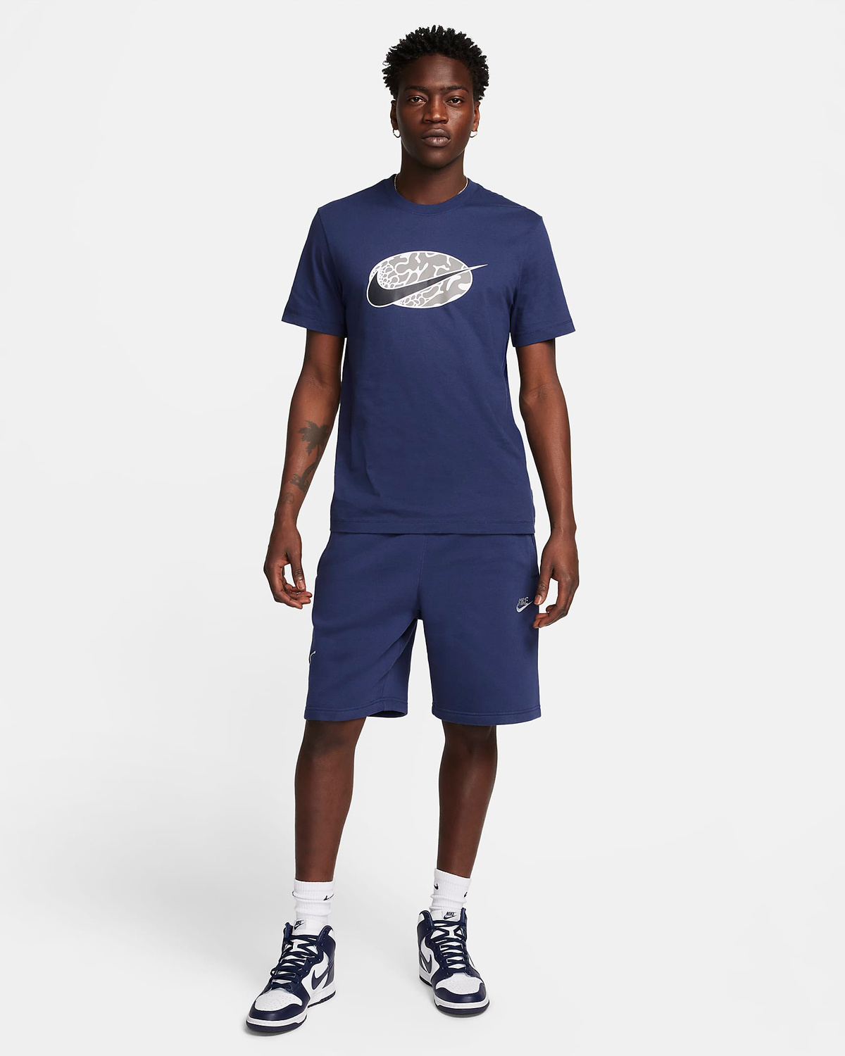 Nike Sportswear Midnight Navy T Shirt Outfit