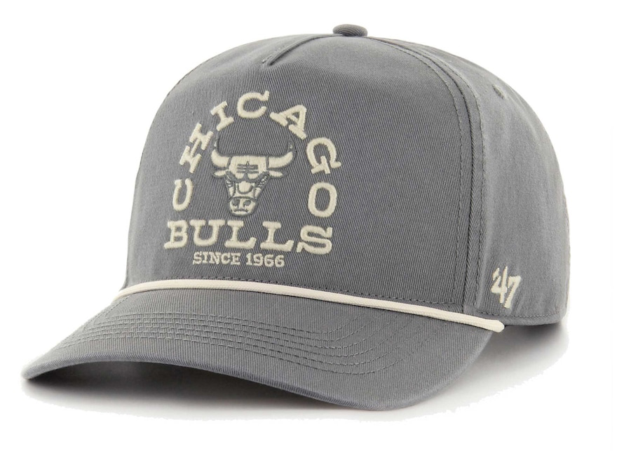 Chicago-Bulls-47-Canyon-Ranchero-Hitch-Snapback-Hat-Charcoal-Cream-1