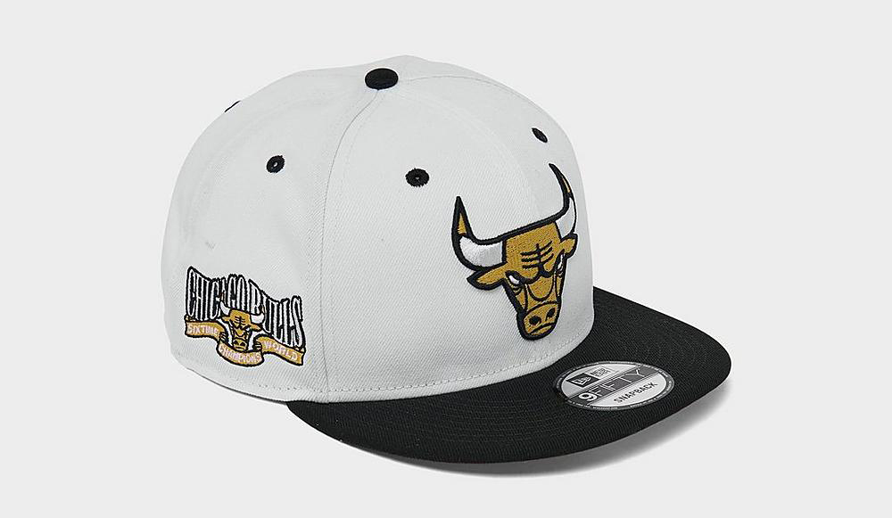 Chicago-Bulls-New-Era-White-Gold-Black-Snapback-Hat-1