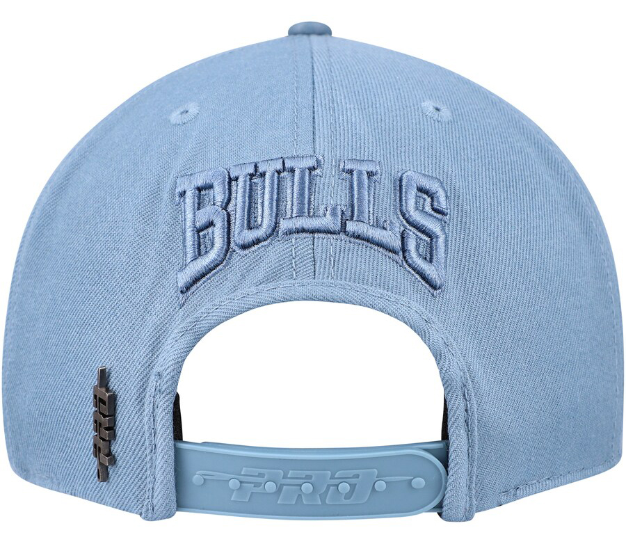 Jordan-13-Blue-Grey-Bulls-Snapback-Cap-3