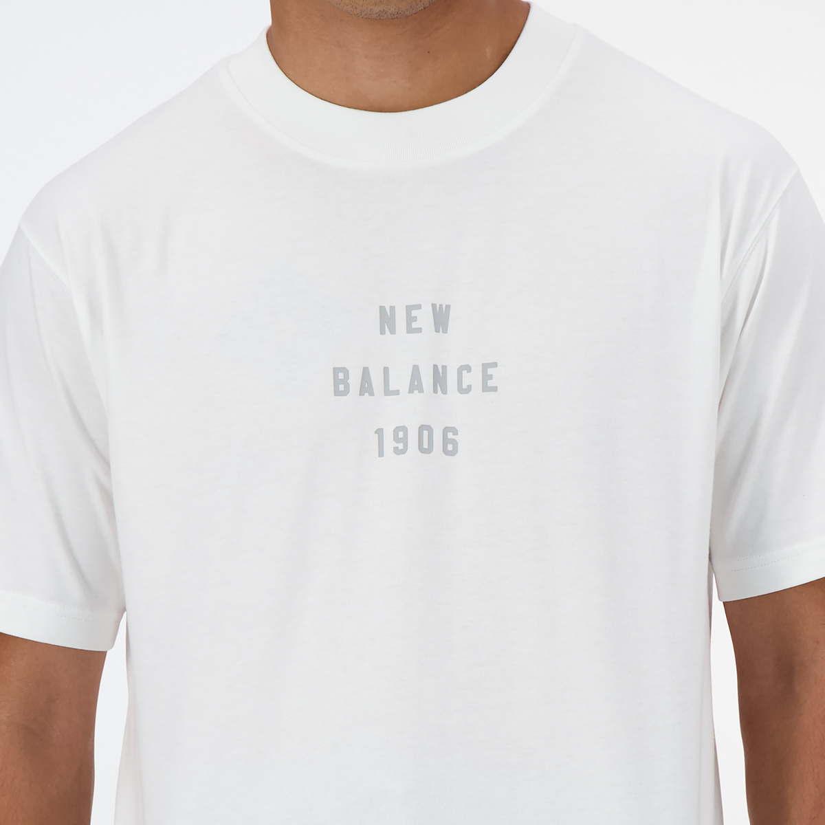 New-Balance-Iconic-Collegiate-T-Shirt-White-Grey-2