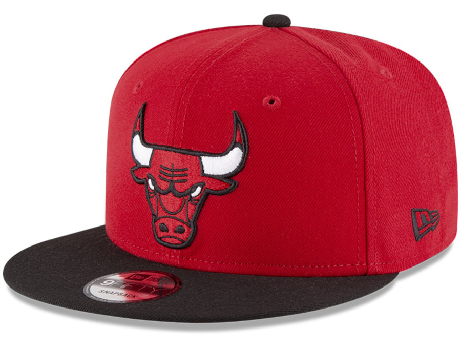 New-Era-Chicago-Bulls-2-Tone-Snapback-Hat-Red-Black-1