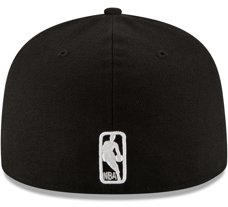New-Era-Chicago-Bulls-Black-White-59fifty-Fitted-Hat-4
