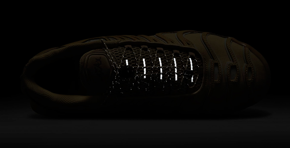 Nike-Air-Max-Plus-Sesame-Release-Date-9