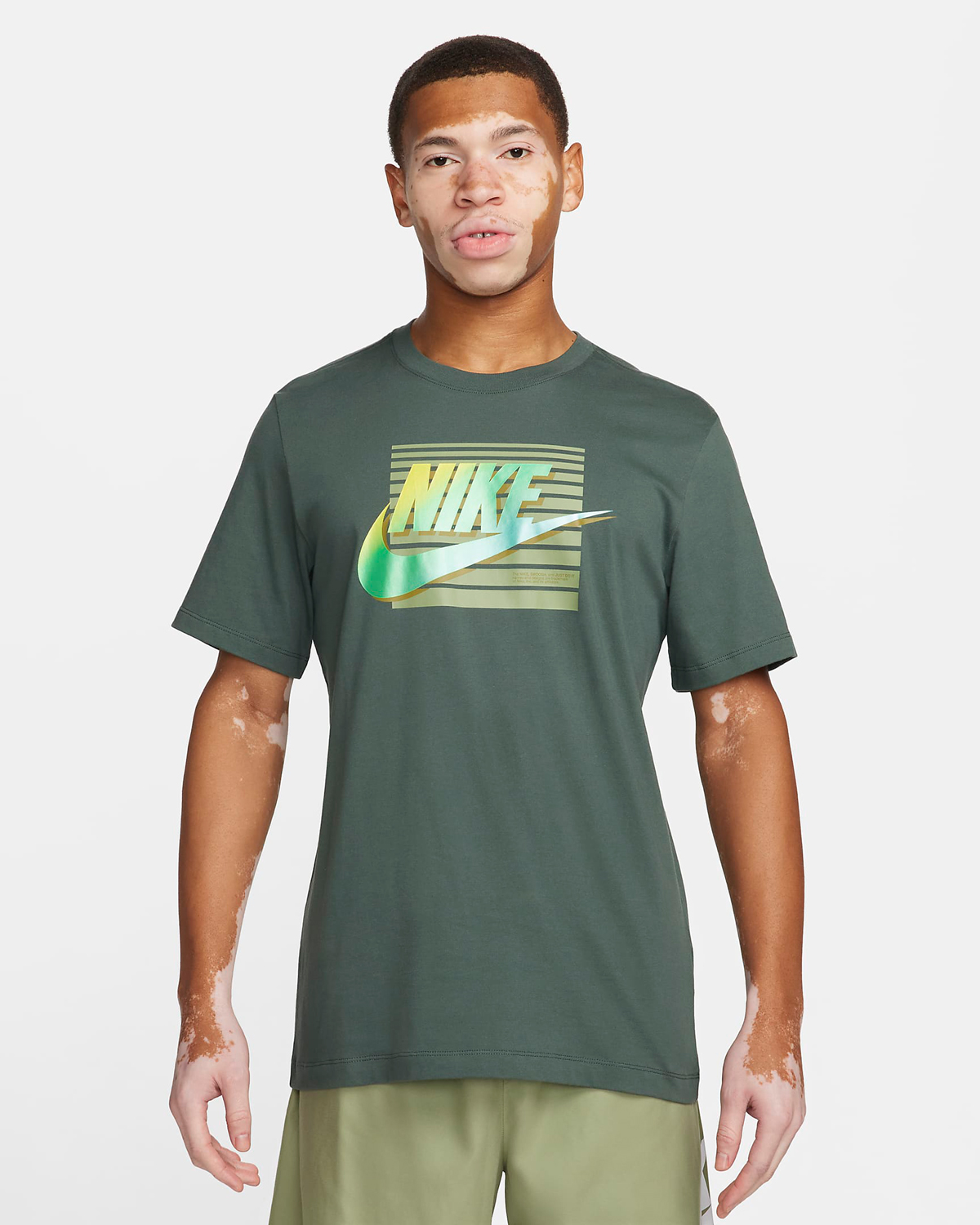 Nike-Sportswear-T-Shirt-Vintage-Green