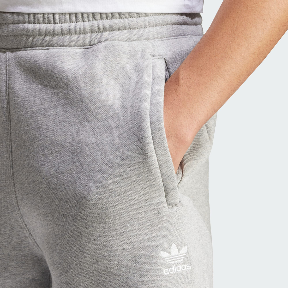 adidas-Trefoil-Essentials-Shorts-Grey-2