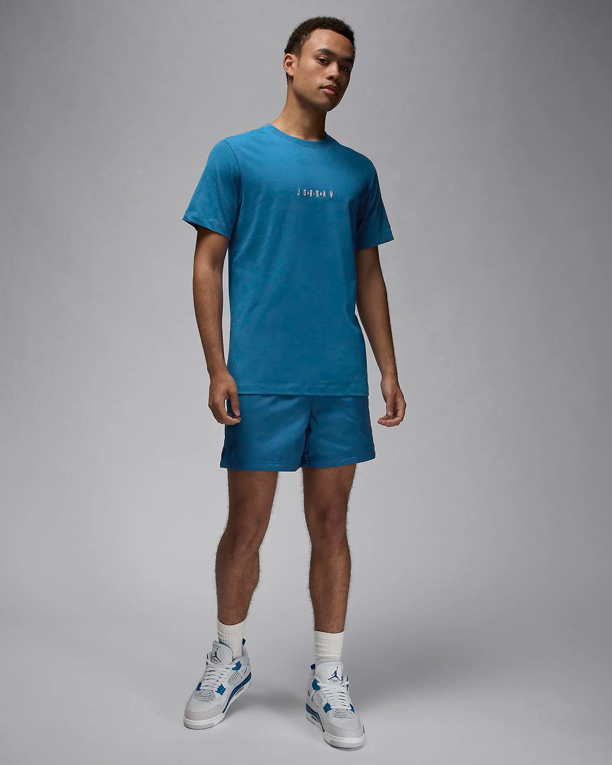 Air-Jordan-4-Military-Blue-2024-Shirt-Shorts-Outfit