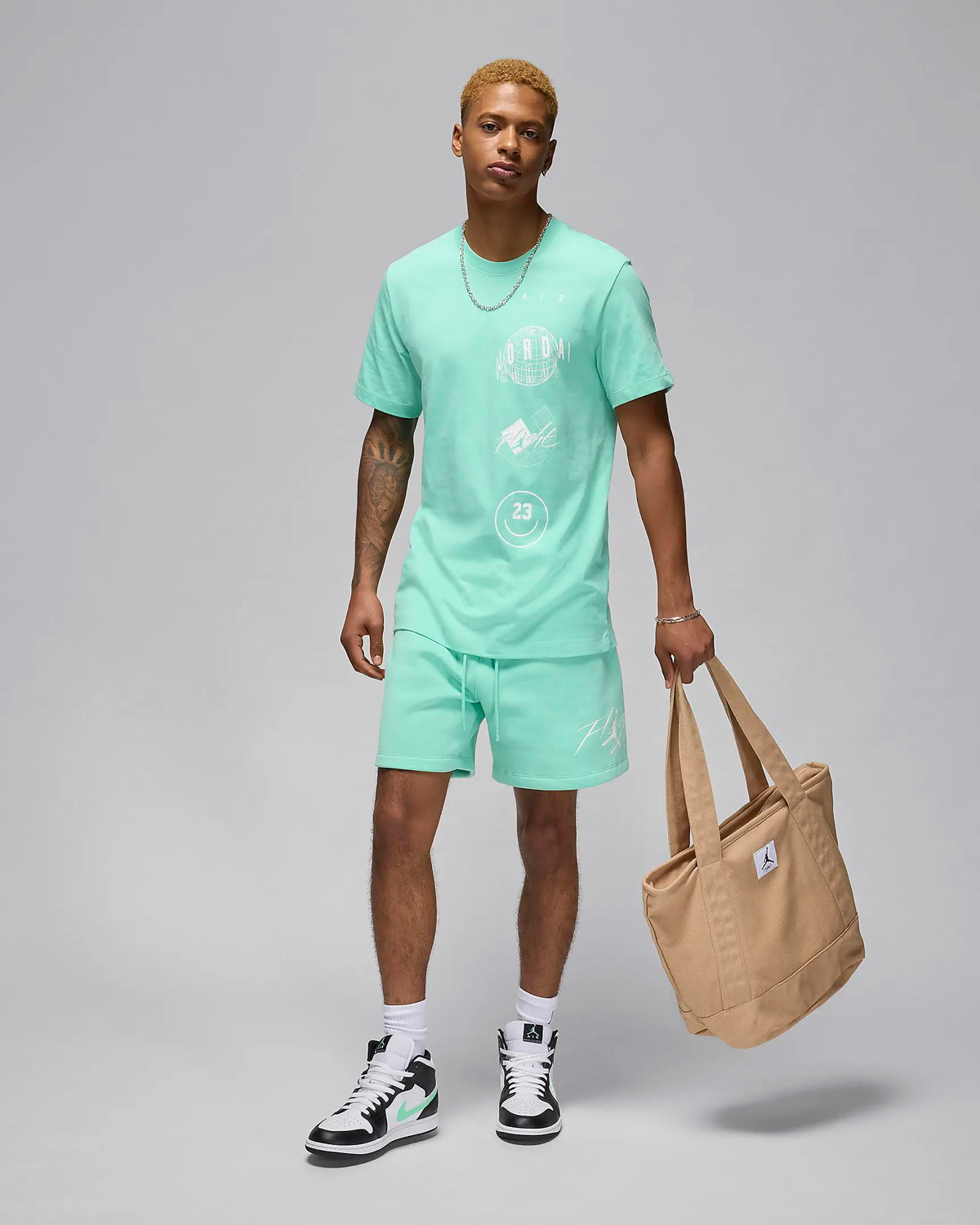 Jordan-Brand-T-Shirt-Emerald-Rise