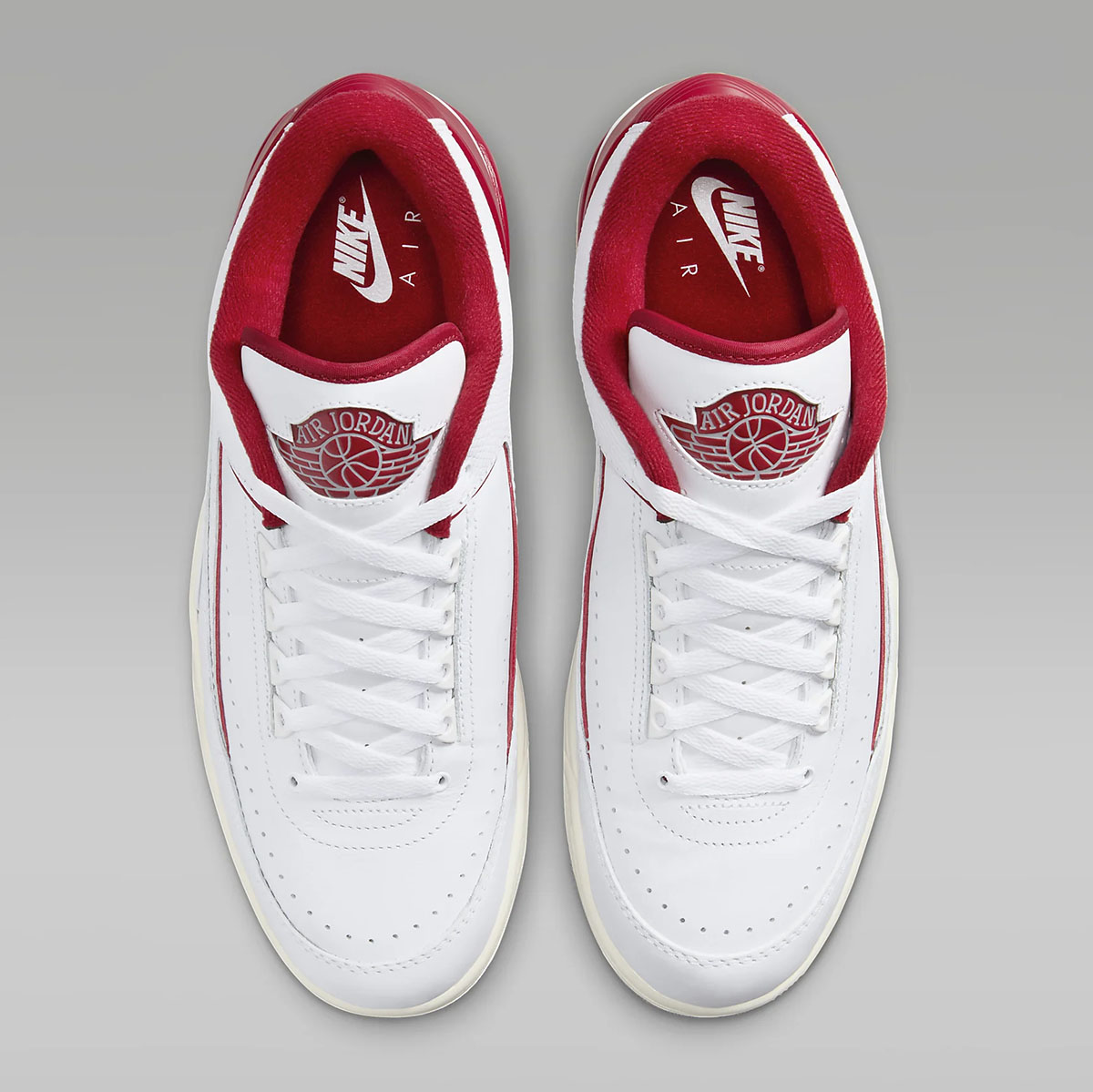 Jordan 2 3 White Varsity Red 4