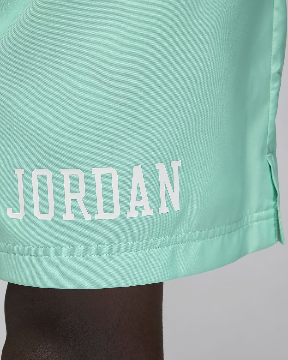 Jordan Essentials Poolside Shorts Emerald Rise Green Glow 5