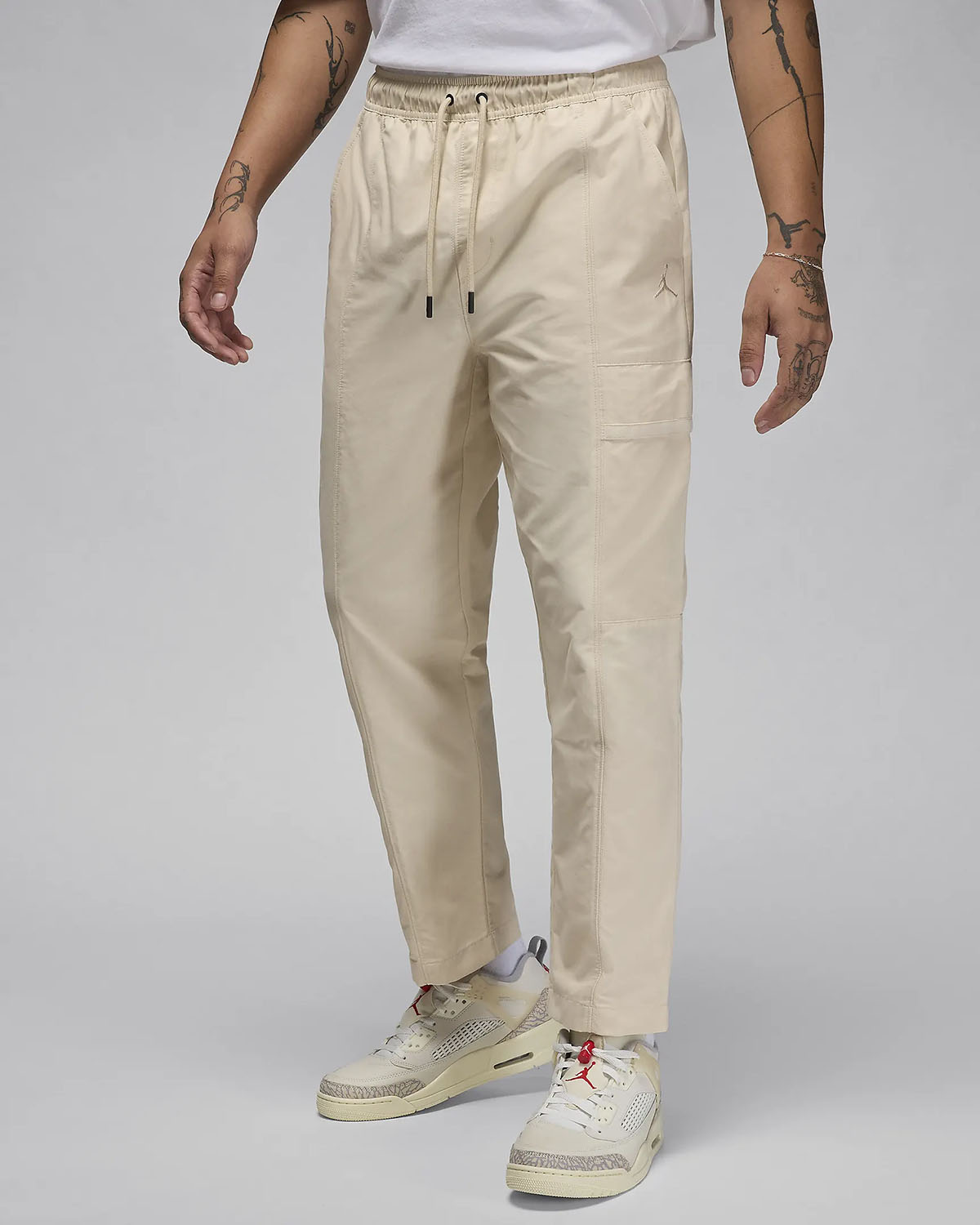 Jordan Essentials Woven Pants Air Jordan 1 Acclimate Releasing in White and Grey 1