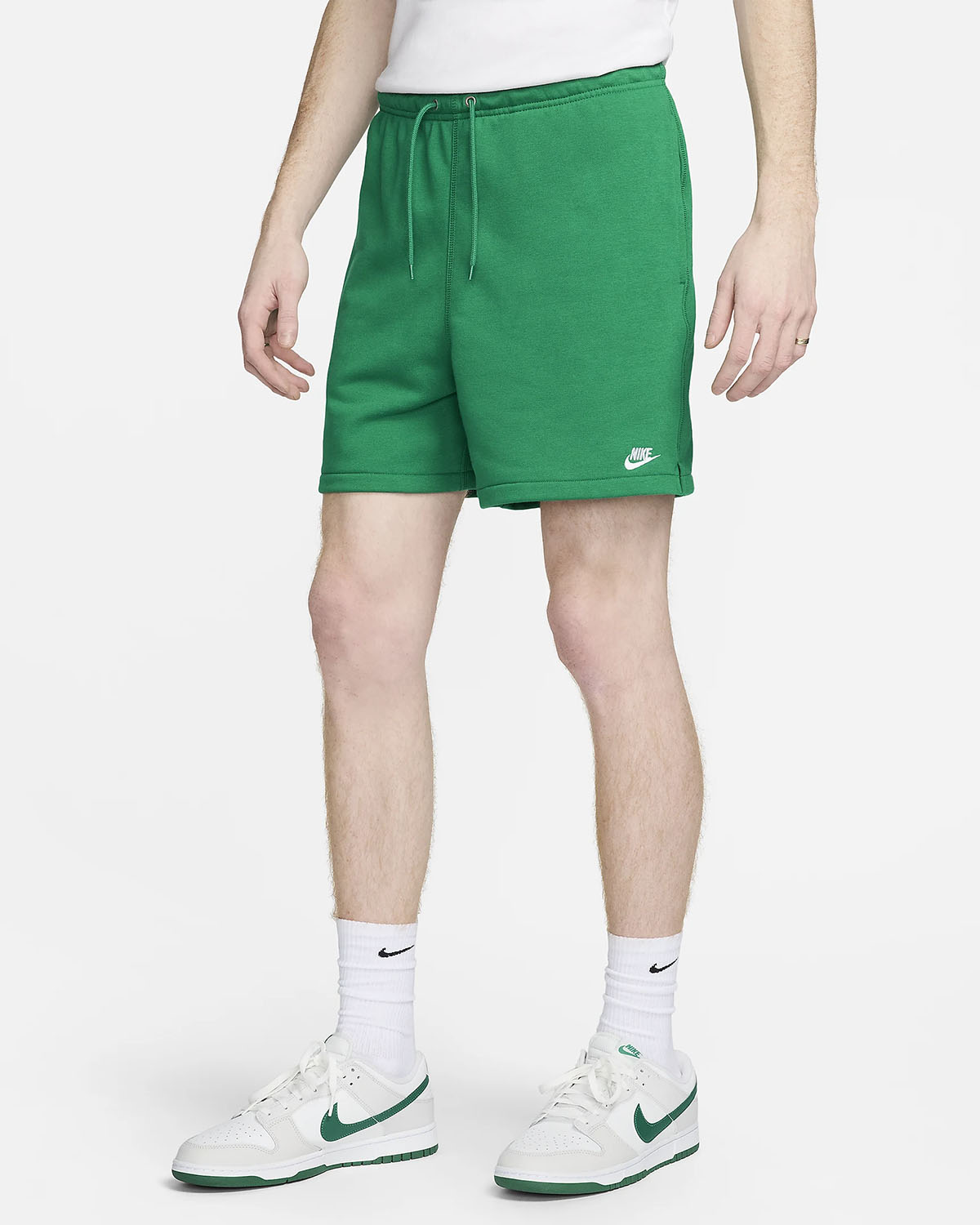 Nike Club French Terry Flow Shorts Malachite Green