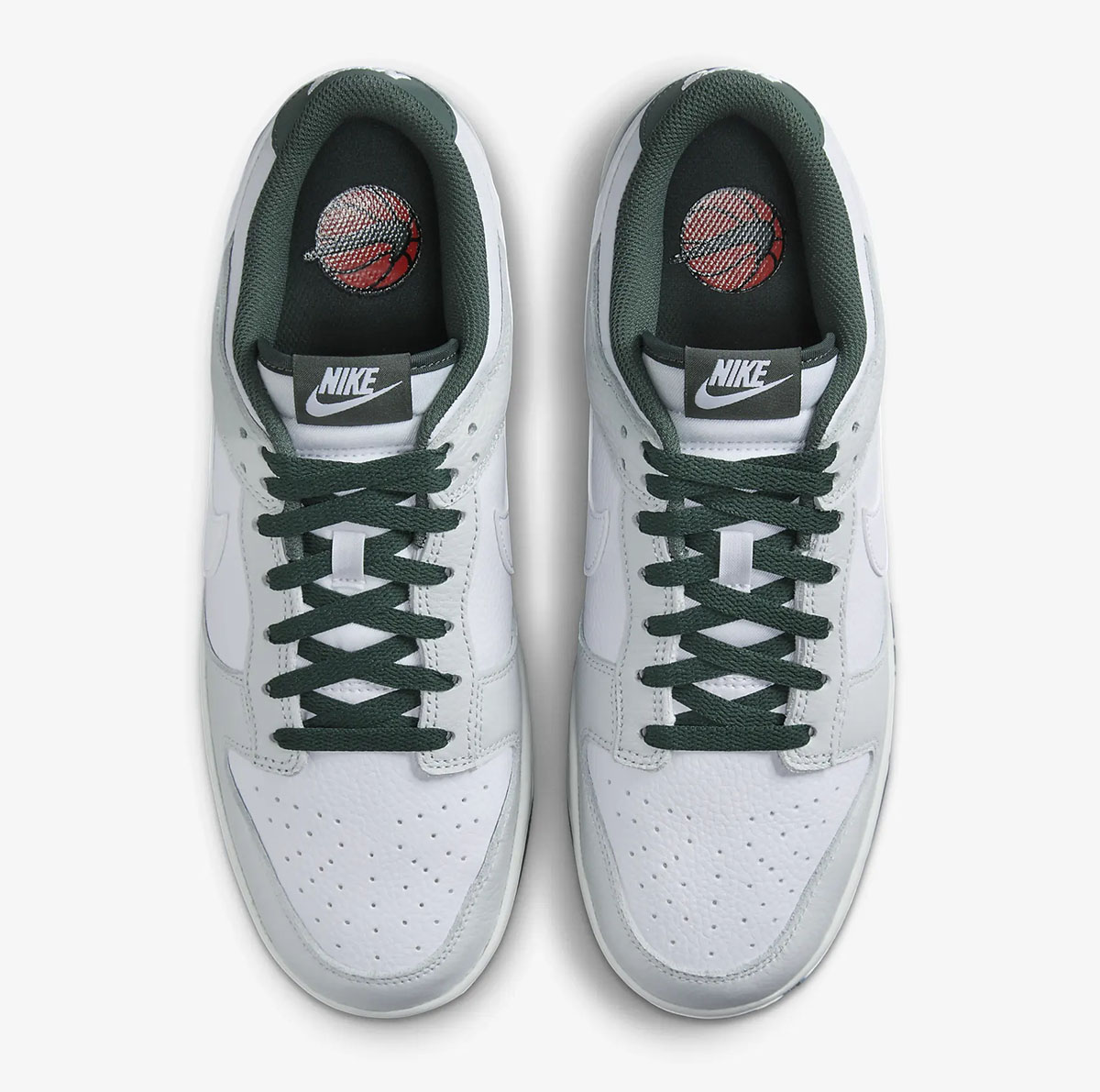 Nike Dunk Low Photon Dust Vintage Green 4