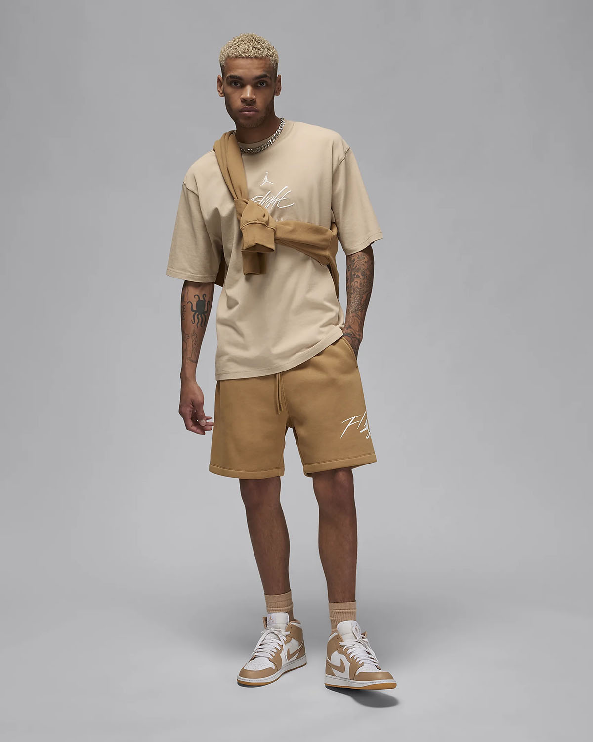 Jordan Flight Essentials Heroes T Shirt Legend Medium Brown Outfit