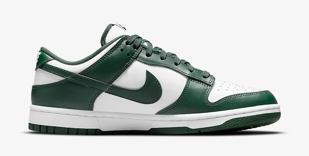 Nike Dunk Low Varsity Green Michigan State 3