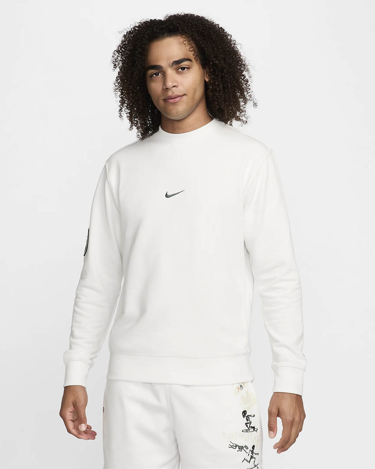 Nike Sportswear Club Fleece Surf Skate Sweatshirt Summit White 1