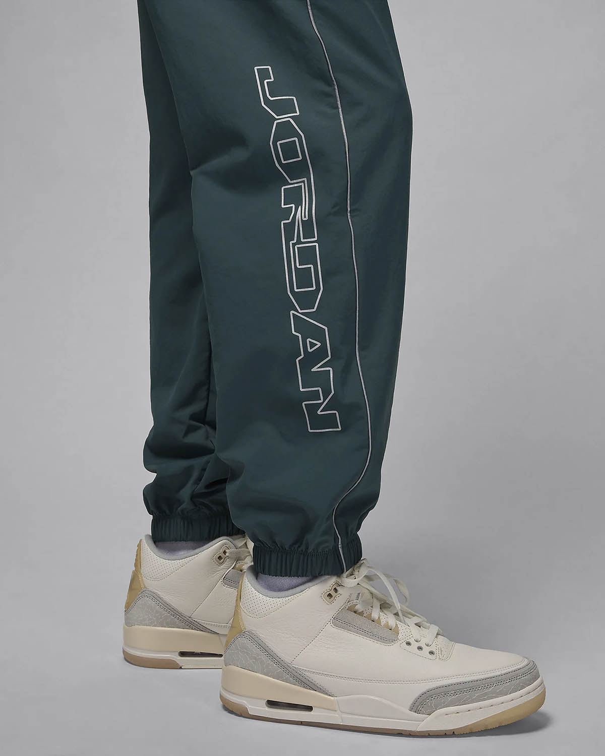 Jordan MVP Woven Pants Oxidized Green 3