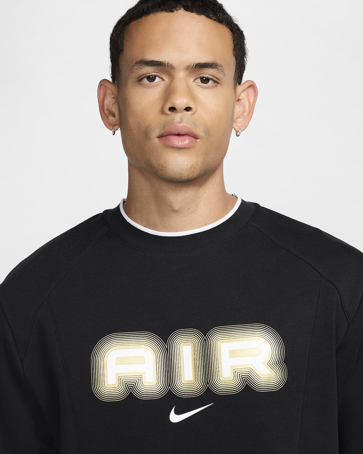 Nike Air Fleece Crew Sweatshirt Black Metallic Gold 2