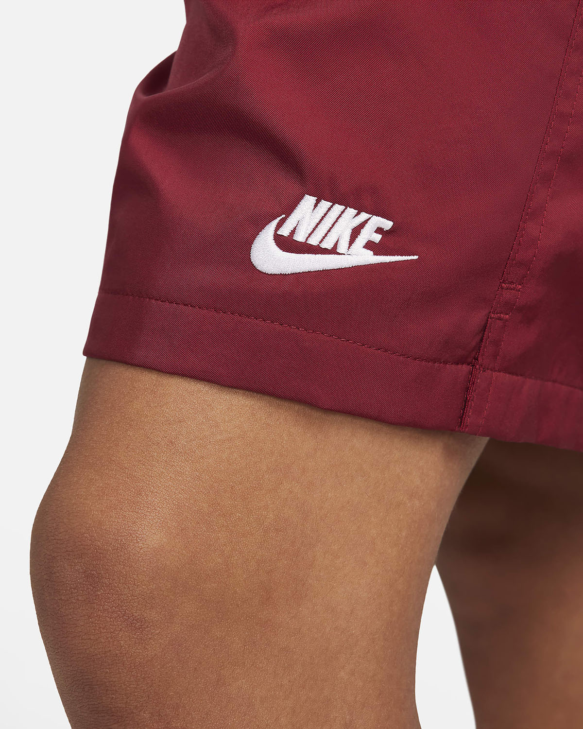 Nike Club Woven Flow Shorts Team Red 2