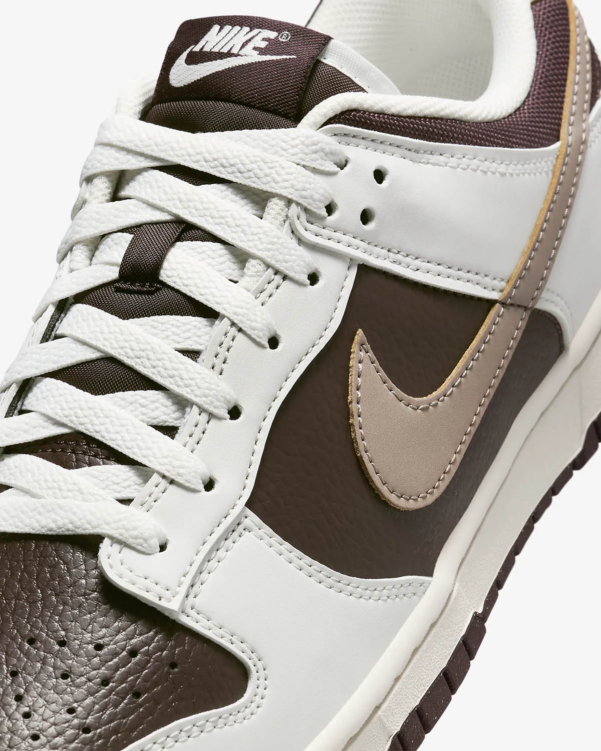 Nike-Dunk-Low-Next-Nature-Summit-White-Baroque-Brown-7