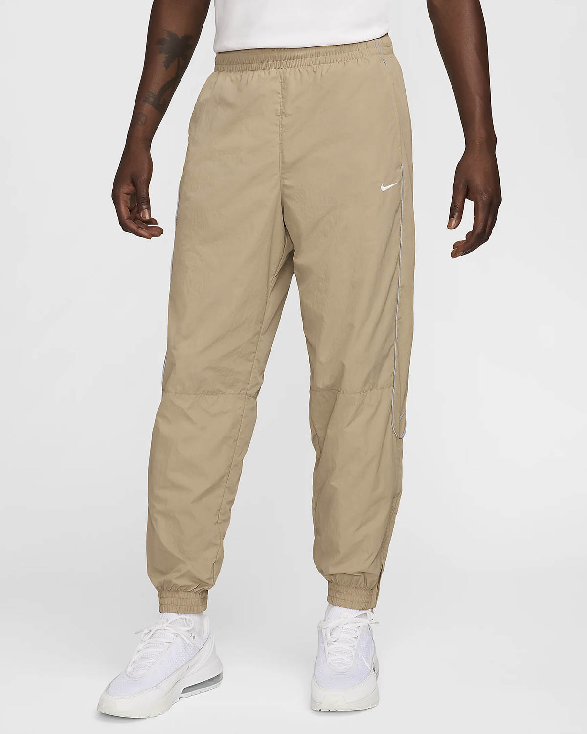 Nike Sportswear Solo Swoosh Woven Track Pants Khaki