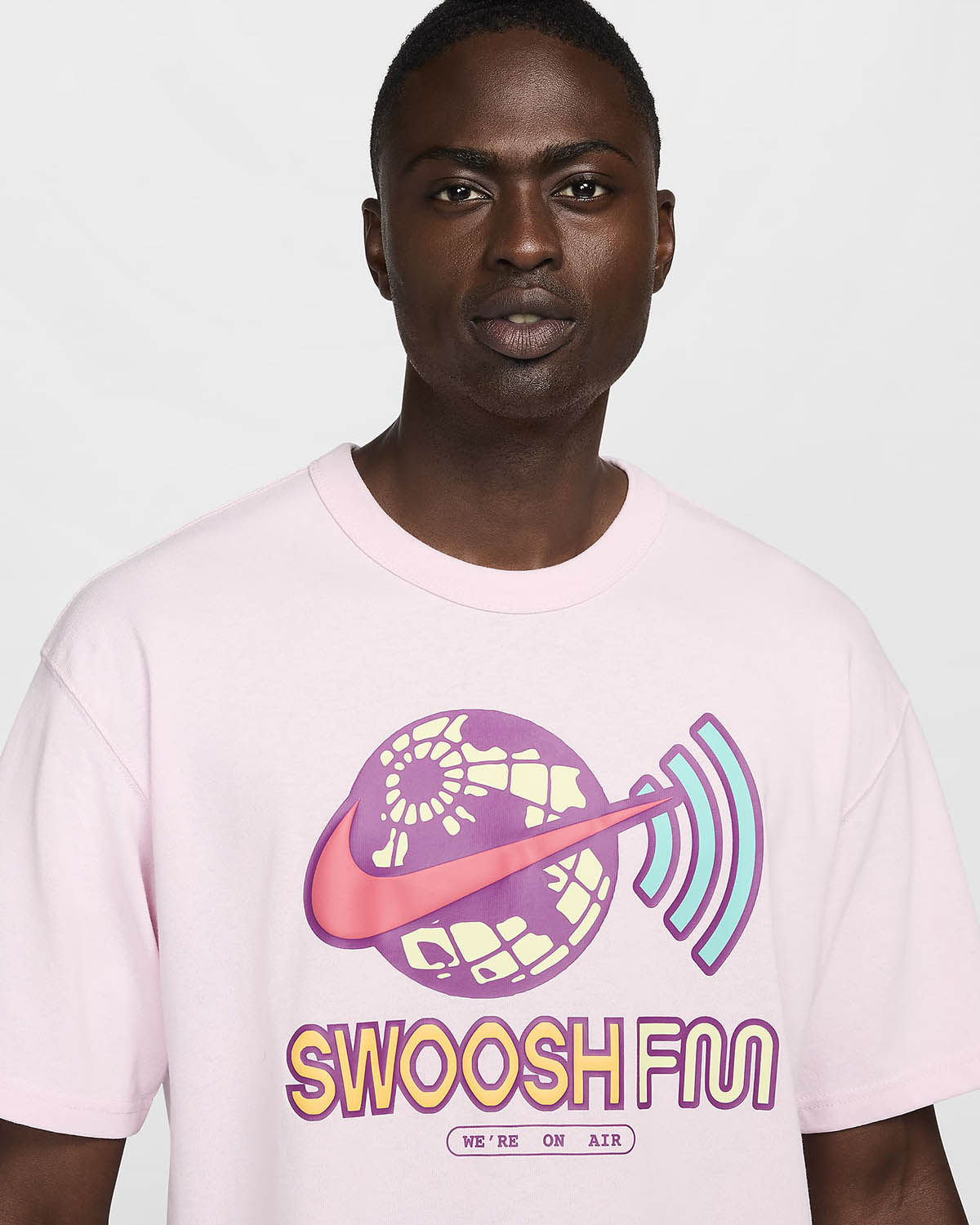 Nike Sportswear Swoosh FM T Shirt Pink Foam 2