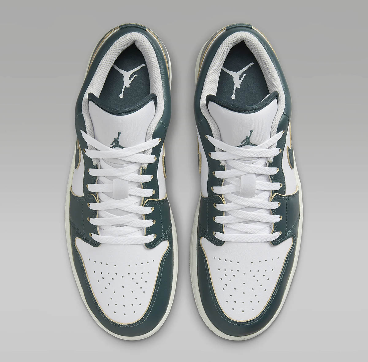 Air Jordan 1 Low SE Oxidized Green White Shoes 4