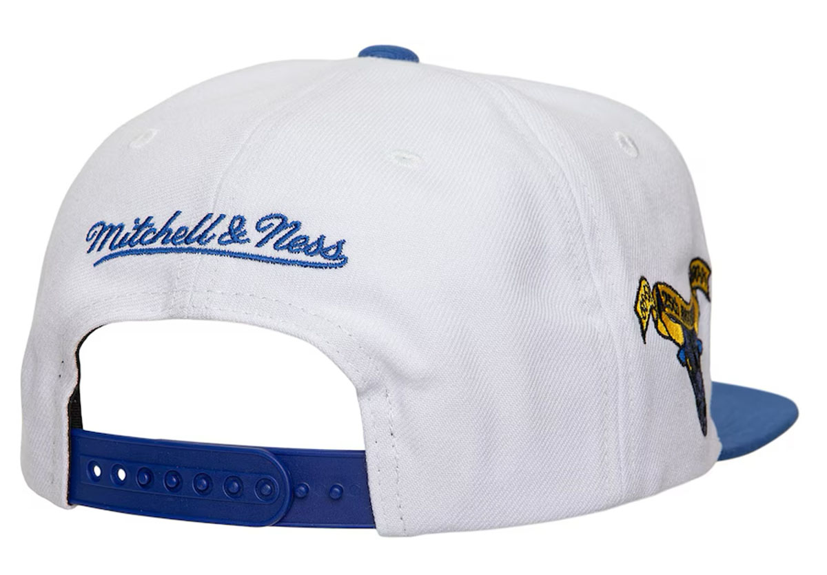 Chicago-Bulls-Mitchell-and-Ness-Sneaker-Hook-Snapback-Hat-Air-Jordan-5-Laney-2