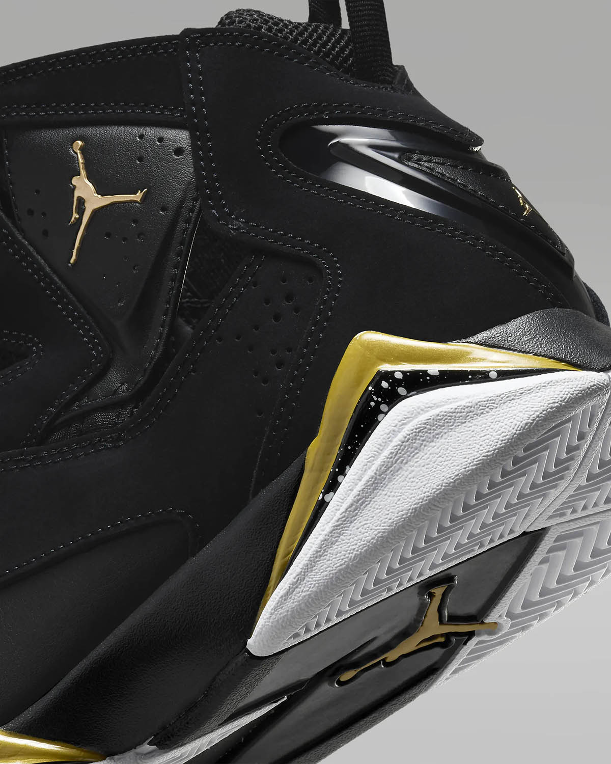 Jordan True Flight Black Metallic Gold Shoes 8