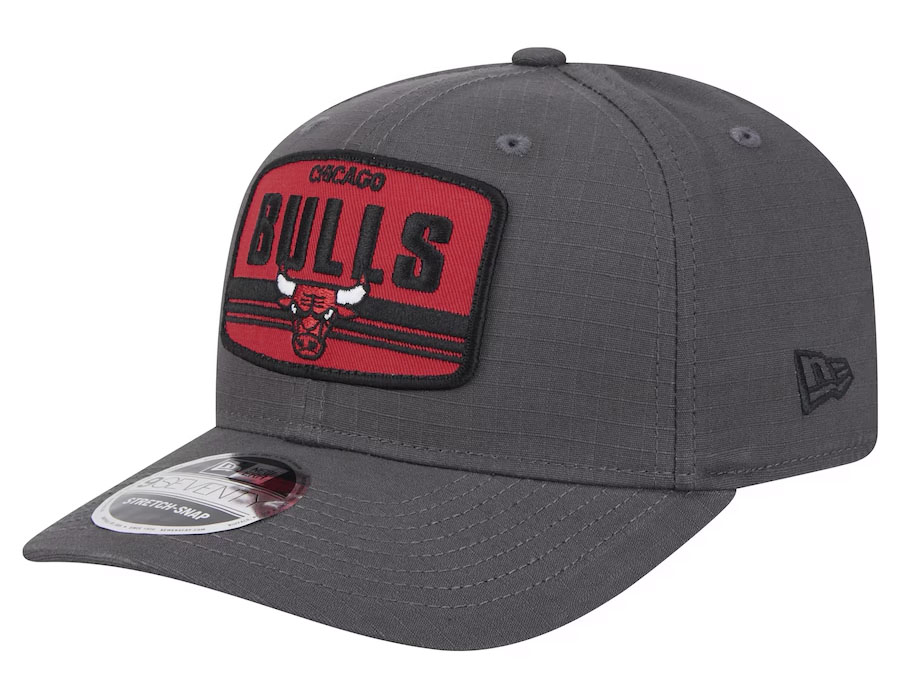 New Era Chicago Bulls Elevated Patch Snapback Hat Graphite Grey