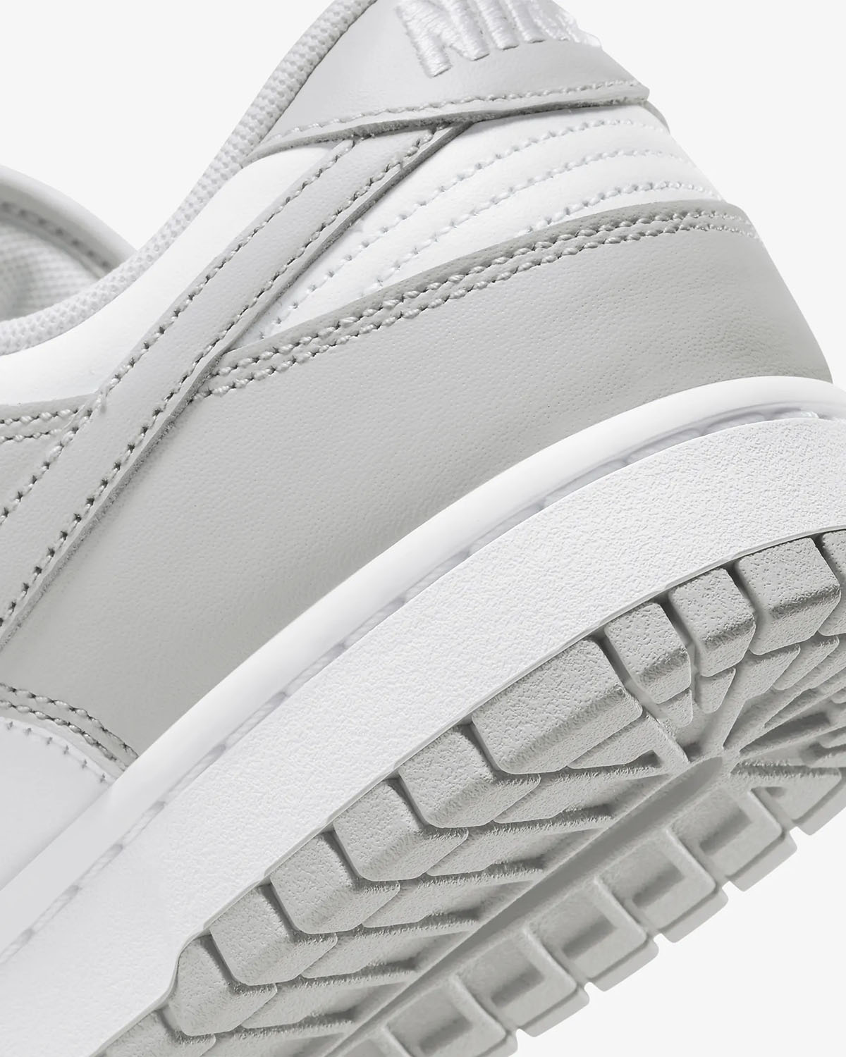 Nike Dunk Low White Grey Fog 8