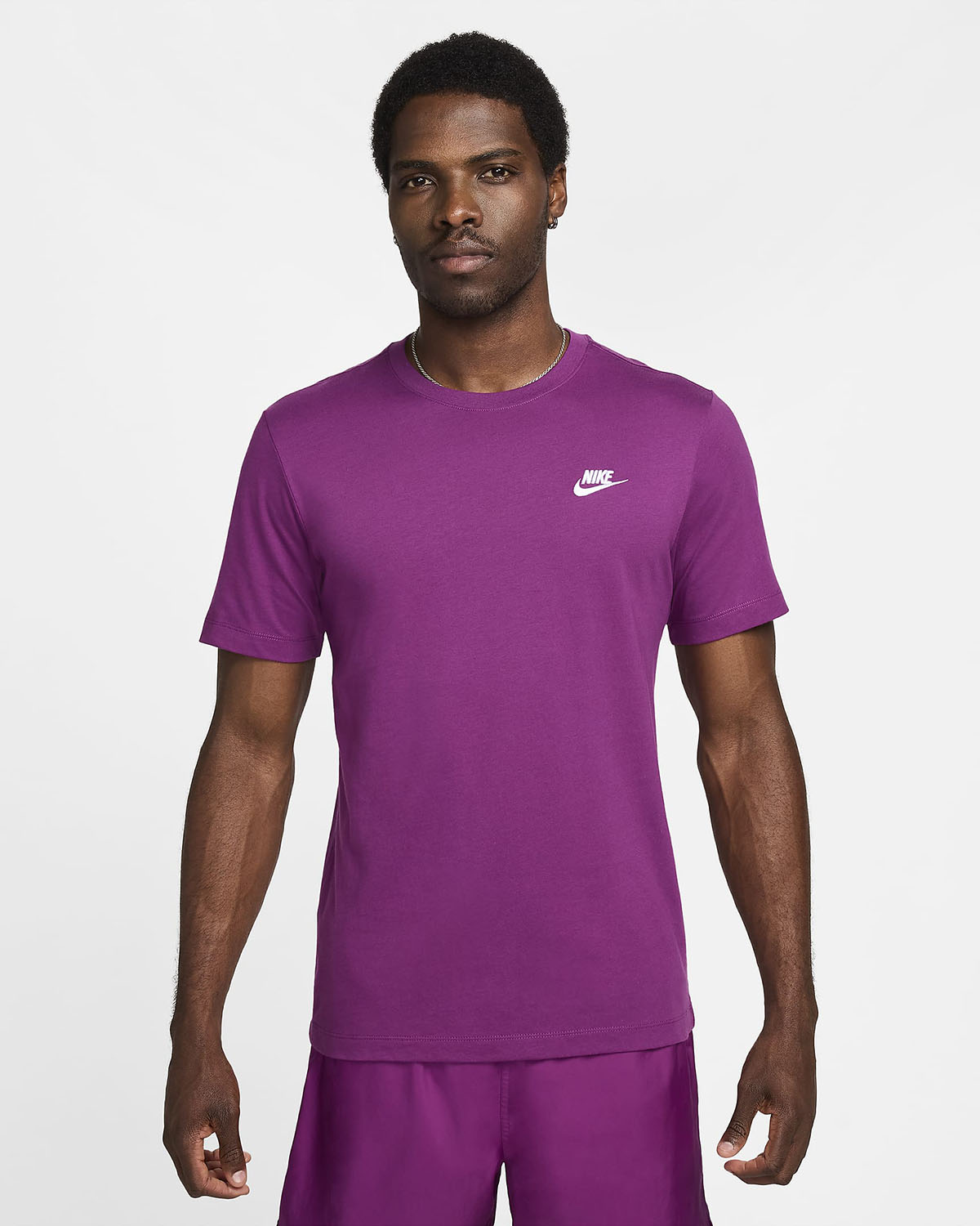 Nike Sportswear Club T Shirt Viotech Purple