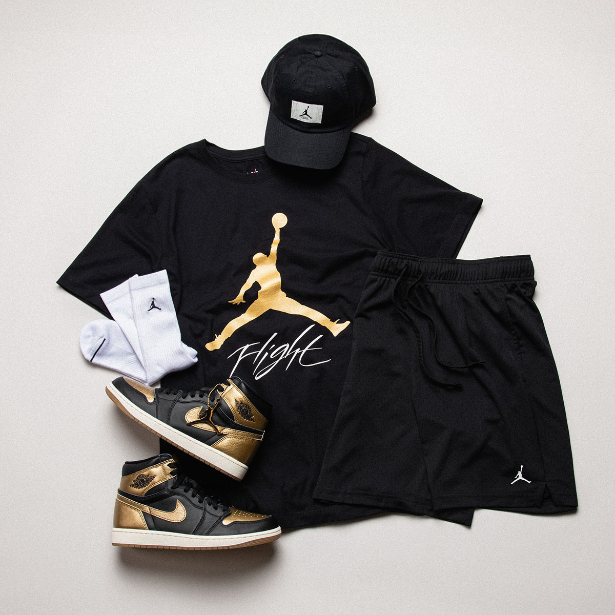 Air Jordan 1 High OG Black Metallic Gold Shirt Shorts Hat Socks Outfit