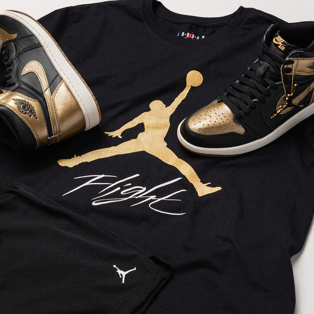 Air Jordan 1 High OG Black Metallic Gold Shirt Shorts Outfit