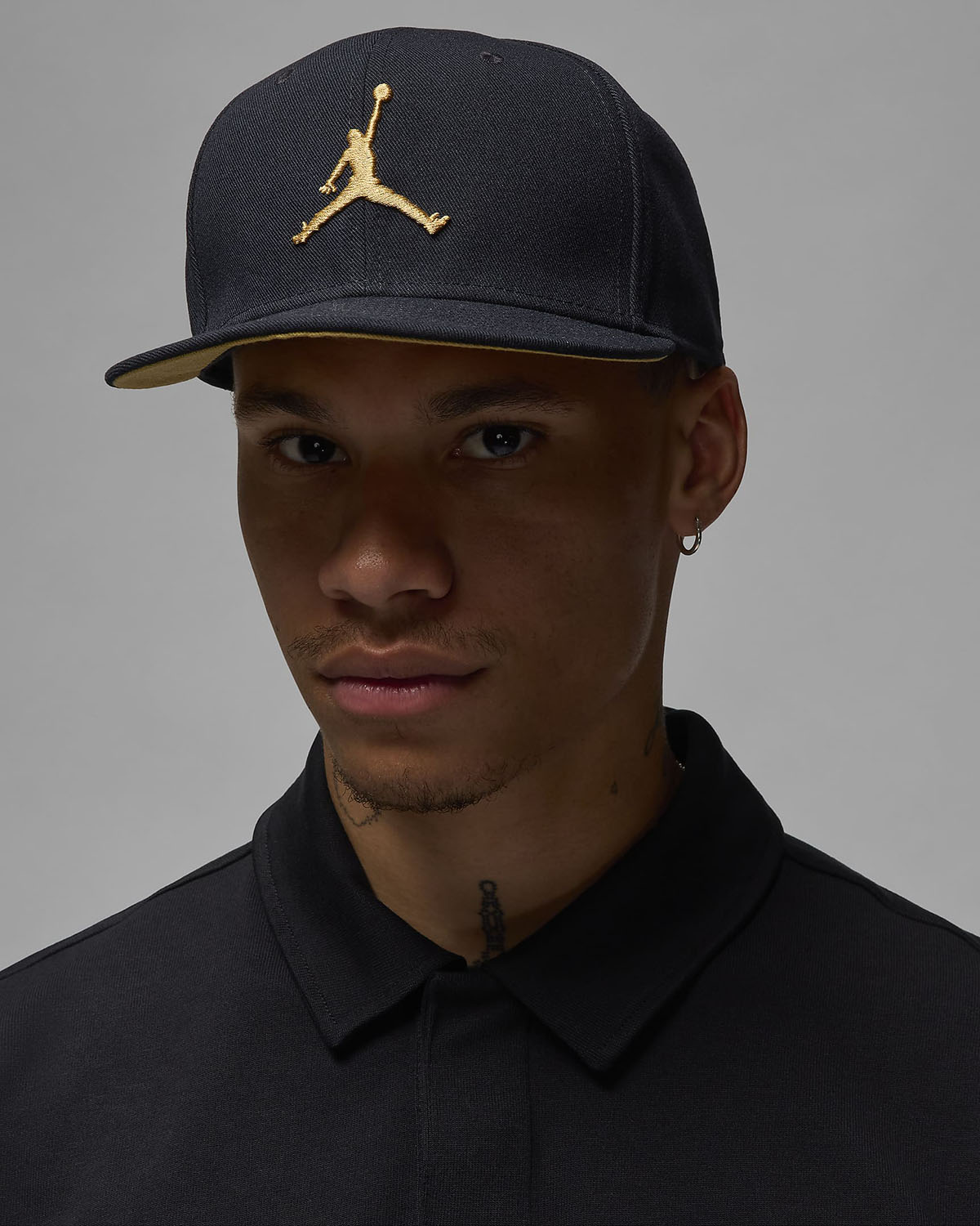 Air-Jordan-1-High-OG-Black-Metallic-Gold-Snapback-Hat-Cap-1