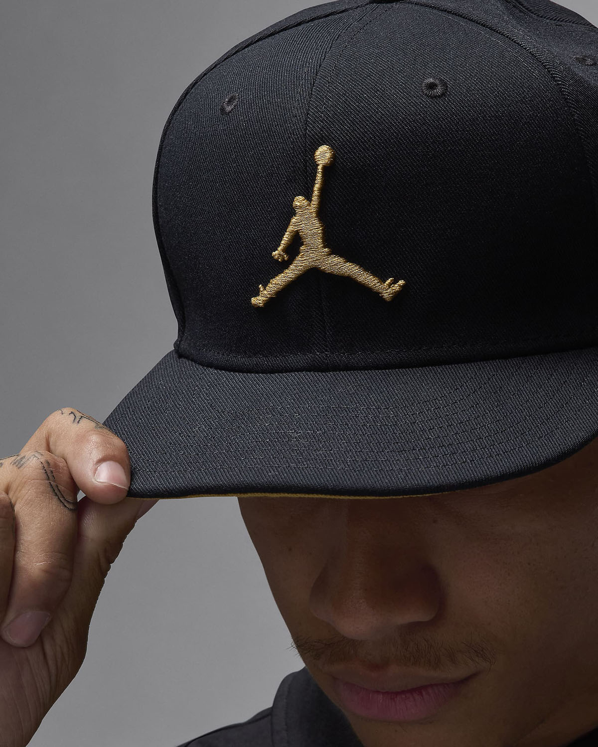 Air-Jordan-1-High-OG-Black-Metallic-Gold-Snapback-Hat-Cap-3