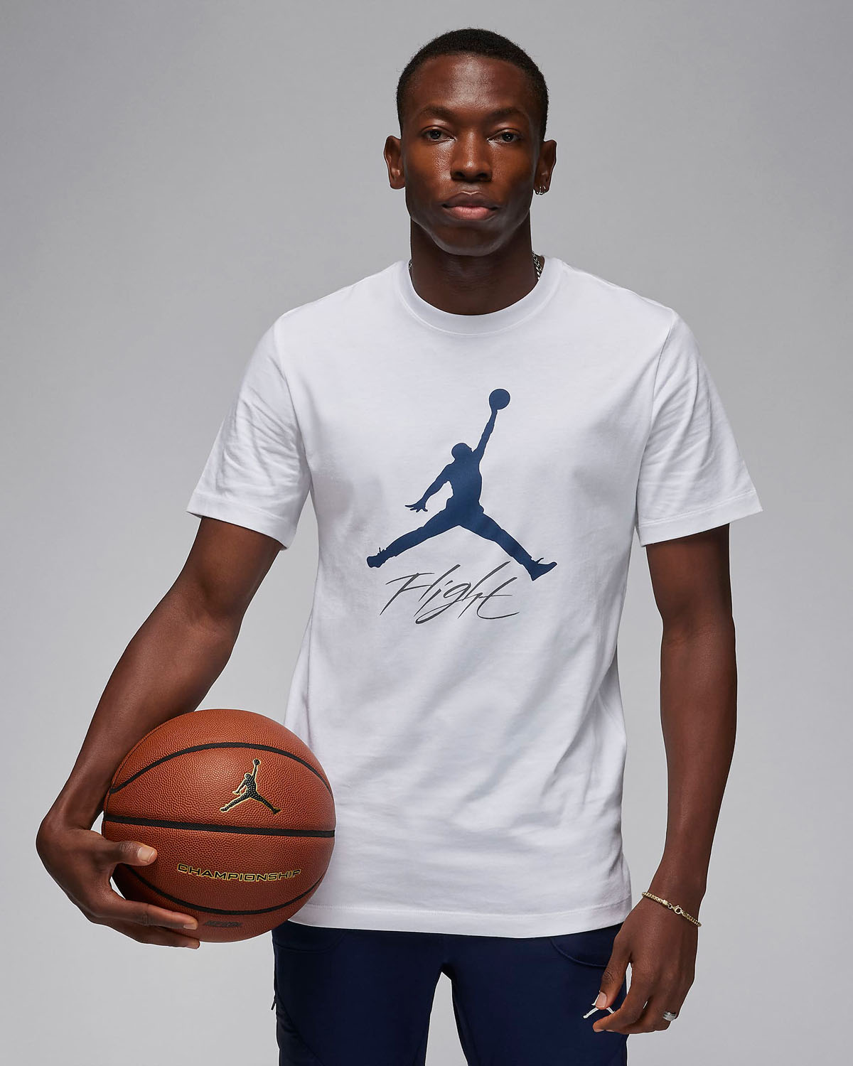 Jordan-Jumpman-Flight-T-Shirt-White-Midnight-Navy-1